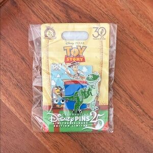 Disney Toy Story 30th Anniversary Woody & Friends Enamel Pin Limited Release